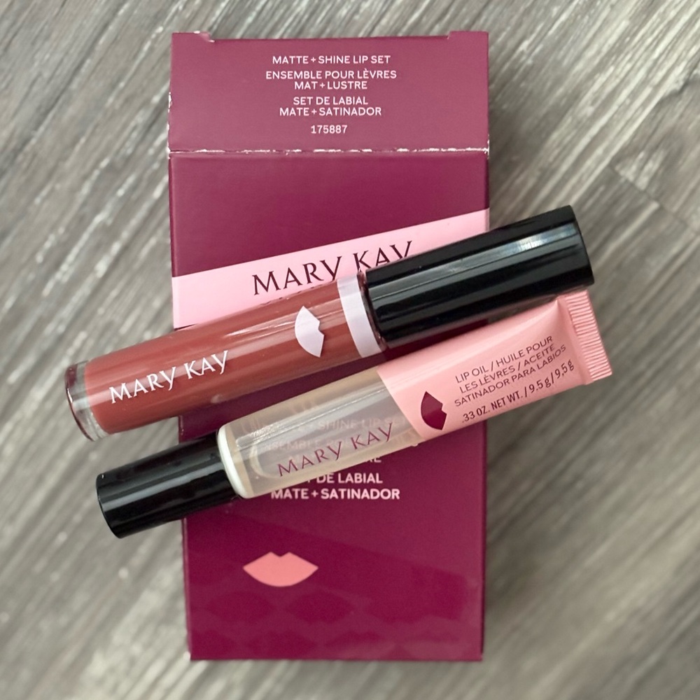 💄Mary Kay Matte + Shine Lip Set |